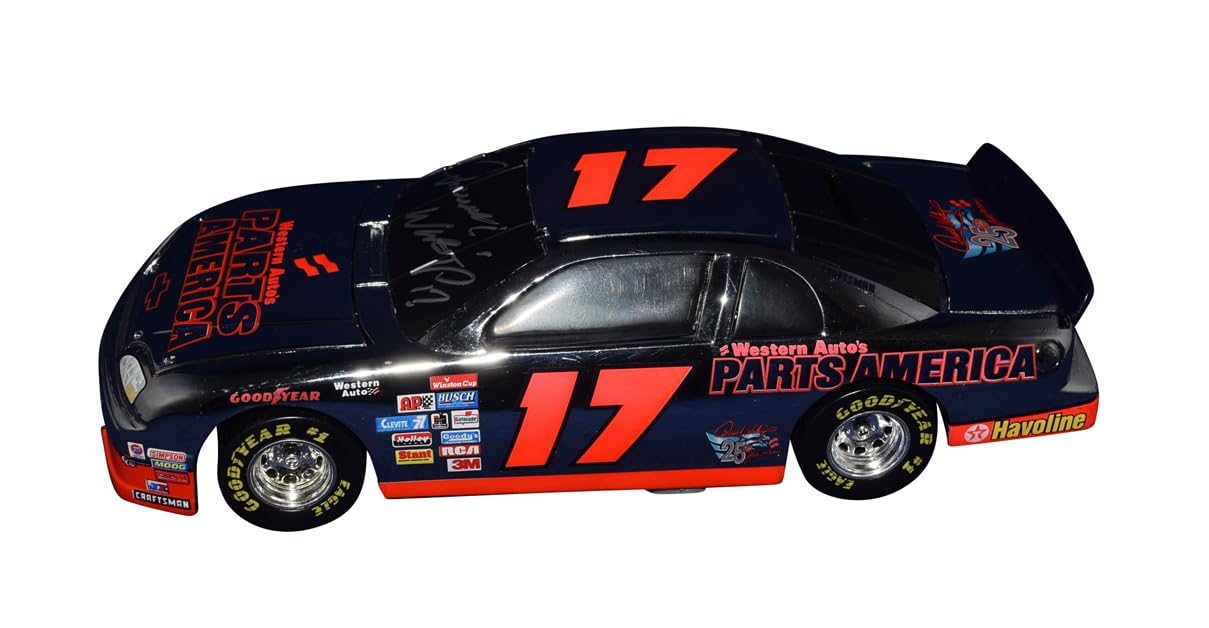 AUTOGRAPHED 1997 Darrell Waltrip #17 Western Auto Parts America